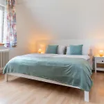 Haus Schultz Traumblick 1 Apartment Hedehusum